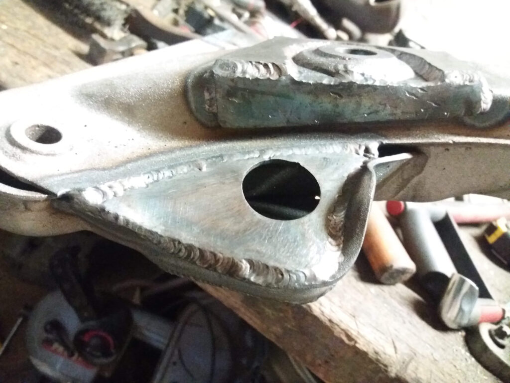 E30 axle reinforcement plates WideEst